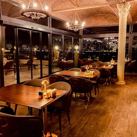 A11 Bosphorus Istanboel