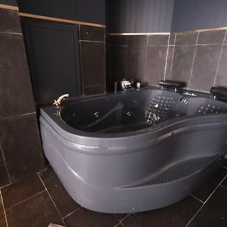 A11 Bosphorus * 伊斯坦布尔